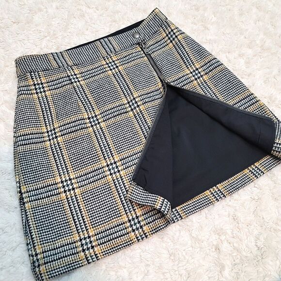 Abercrombie & Fitch Houndstooth Plaid Pleated Yellow & Black Zip Slit Y2K Skirt - Picture 2 of 7